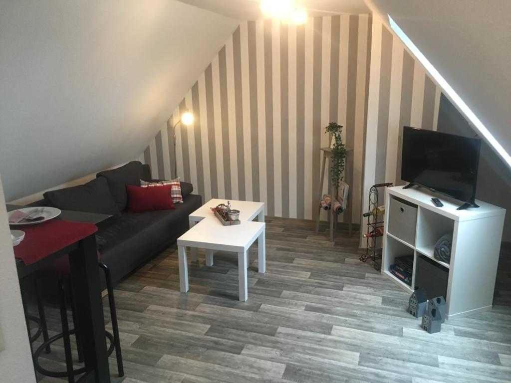 Higgen Adamla Apartamento Stedesdorf Exterior foto